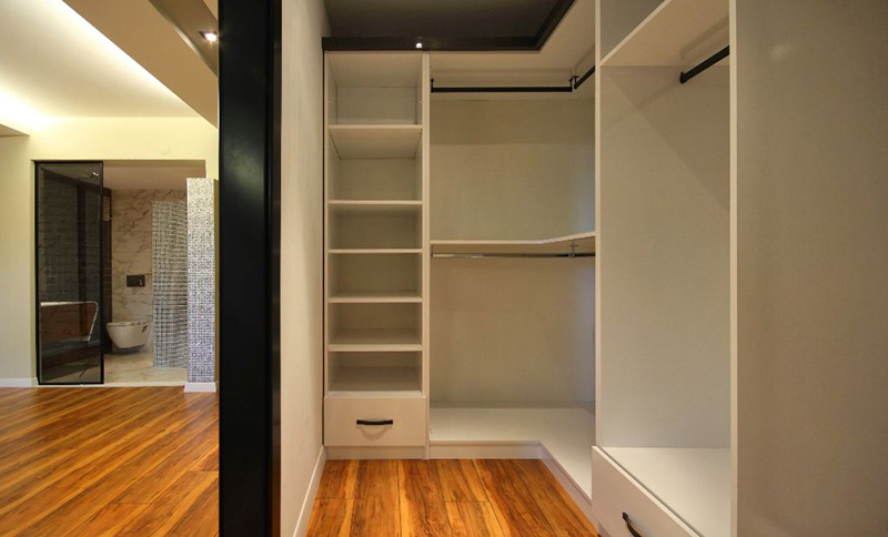 Armoire Paris